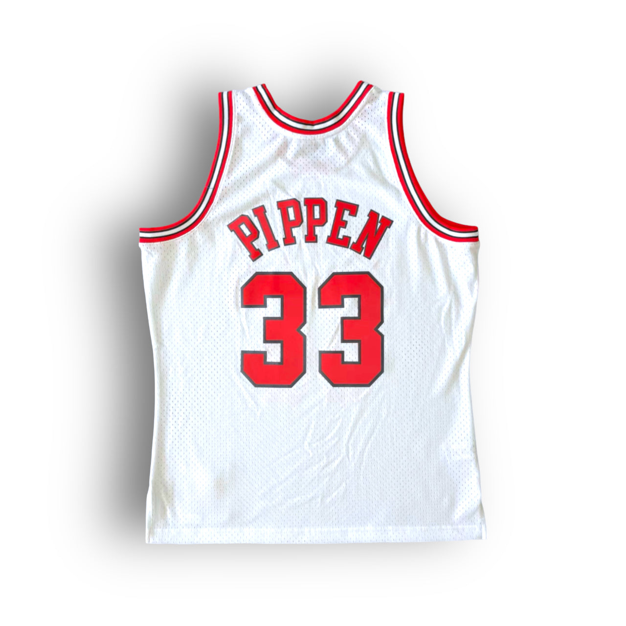 Scottie Pippen 1997-1998 Chicago Bulls Home Mitchell & Ness Swingman Jersey - White - Hoop Jersey Store