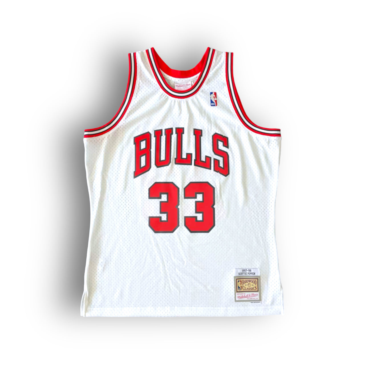 Scottie Pippen 1997-1998 Chicago Bulls Home Mitchell & Ness Swingman Jersey - White - Hoop Jersey Store