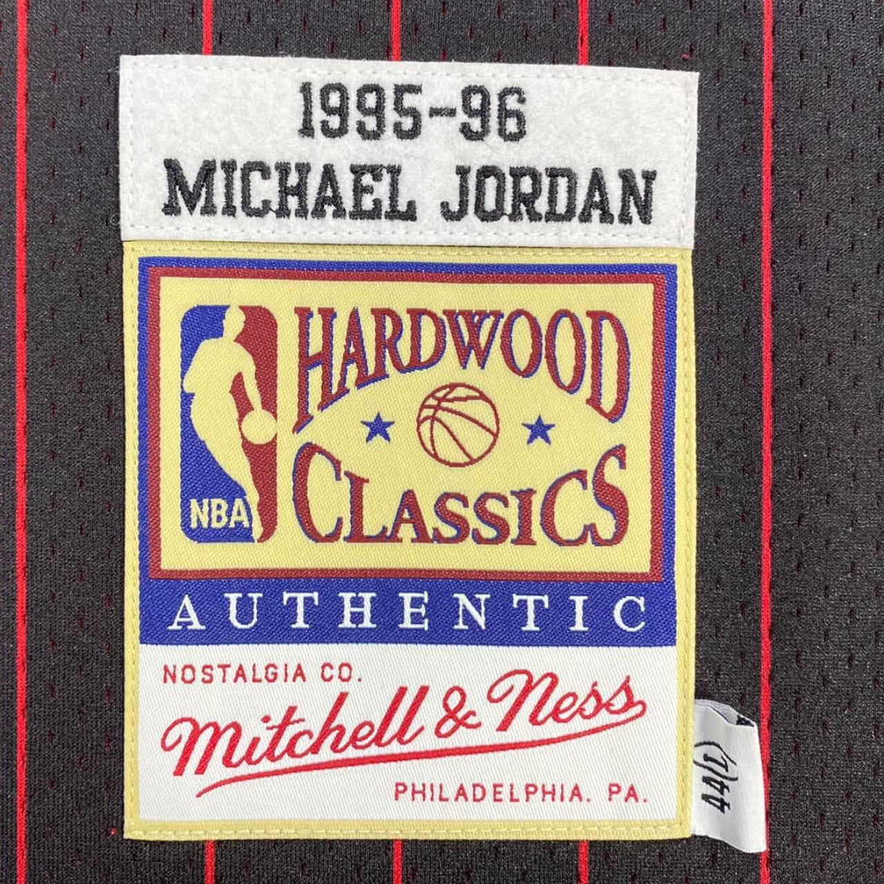 Mitchell & Ness Michael Jordan 95-96 Chicago Bulls 23 3rd Alternate Authentic Jersey - Black & Red - Hoop Jersey Store