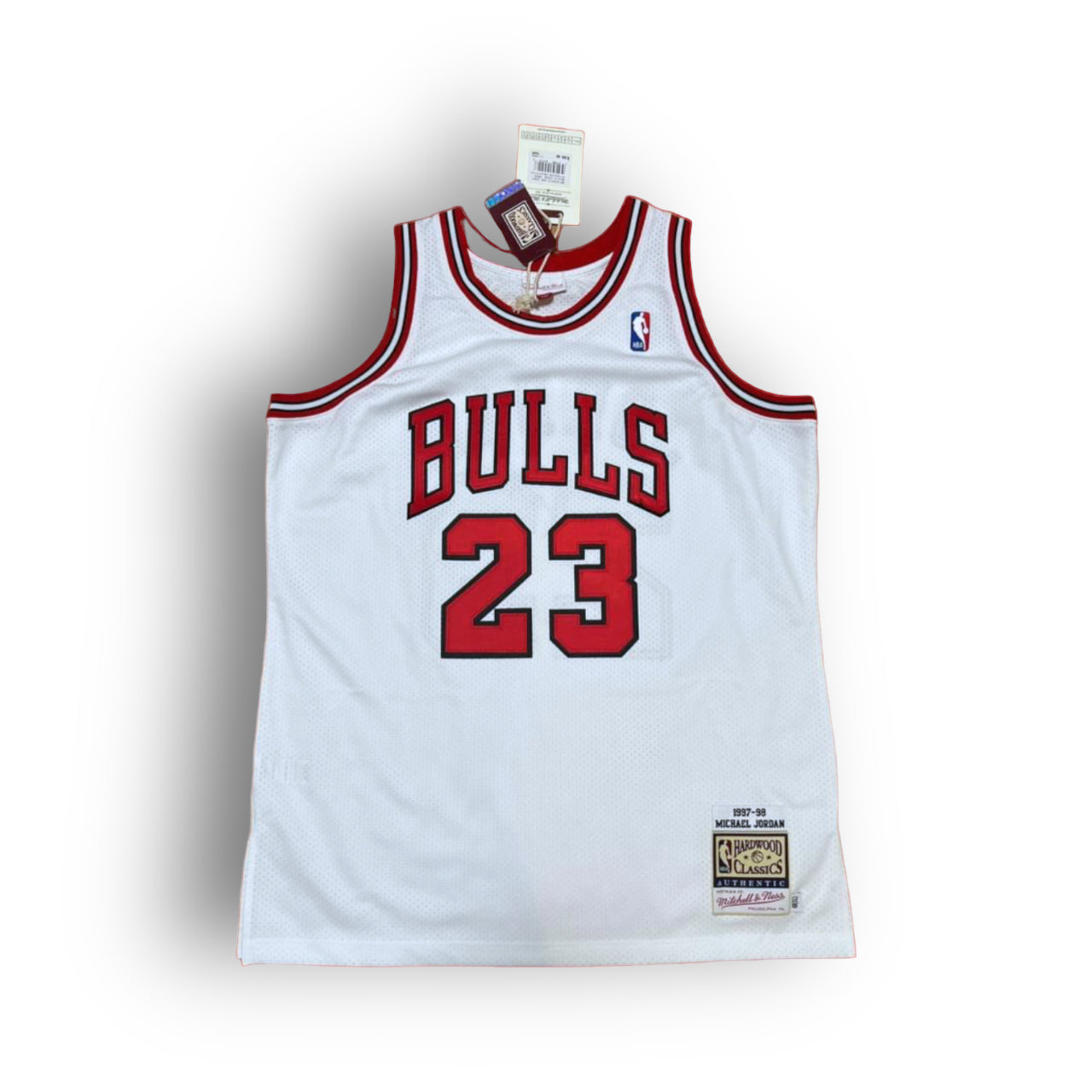 Mitchell & Ness Michael Jordan 97-98 Bulls 23 Home Authentic Jersey - White - Hoop Jersey Store