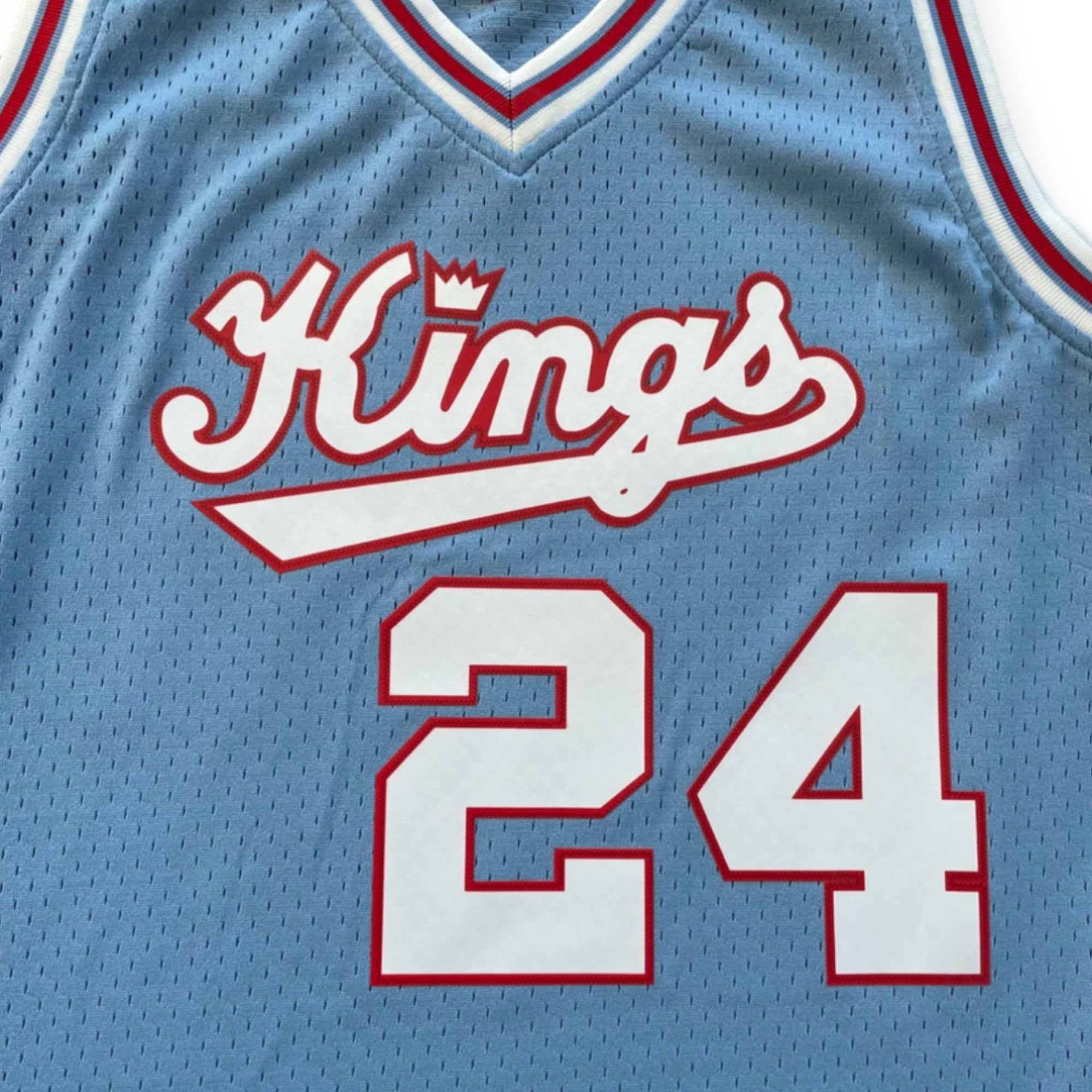 Mitchell&Ness Reggie Theus Sacramento Kings 1985-1986 Hardwood Classic Swingman Jersey