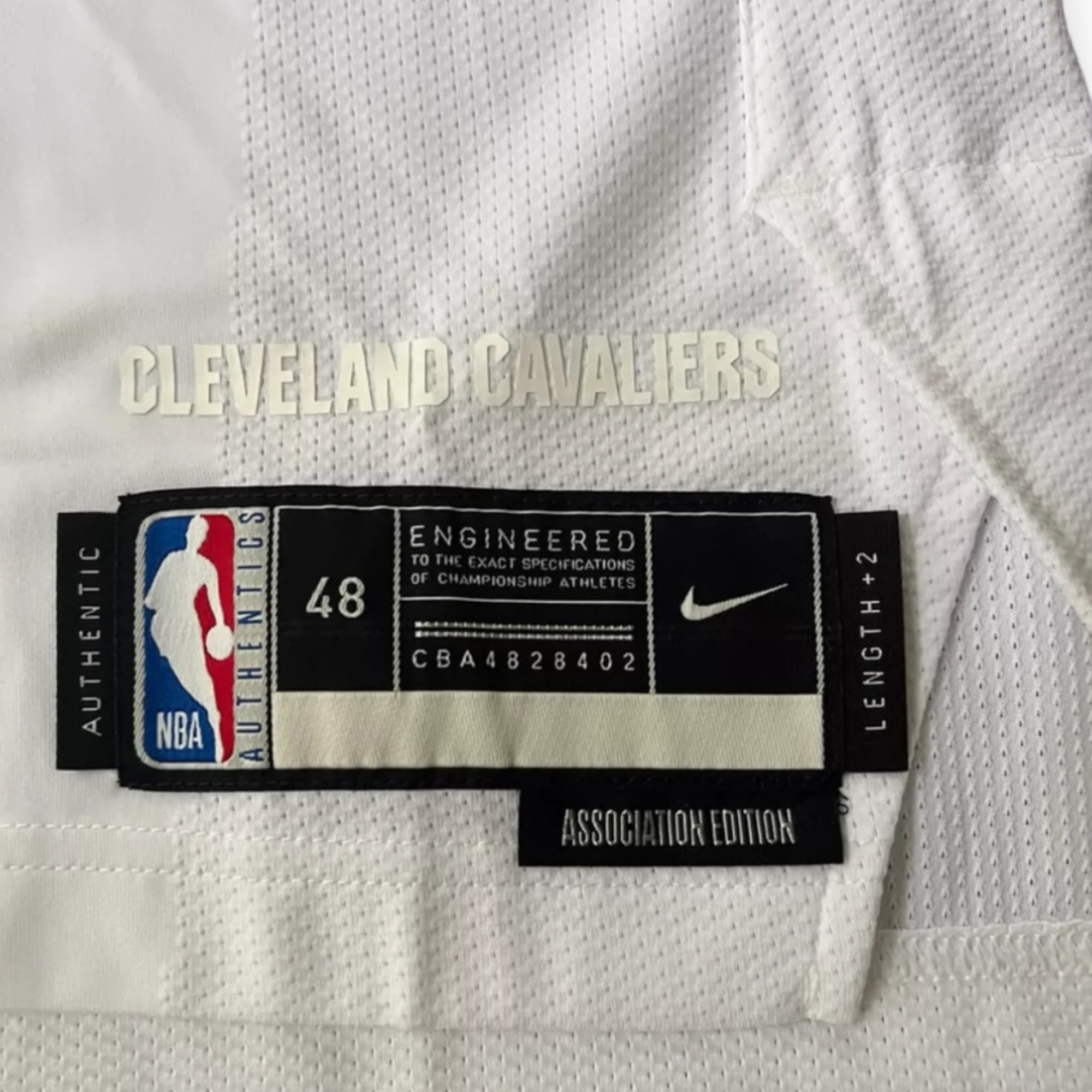 Donovan Mitchell Cleveland Cavaliers 2022-2023 Association Edition Nike Authentic Jersey - White