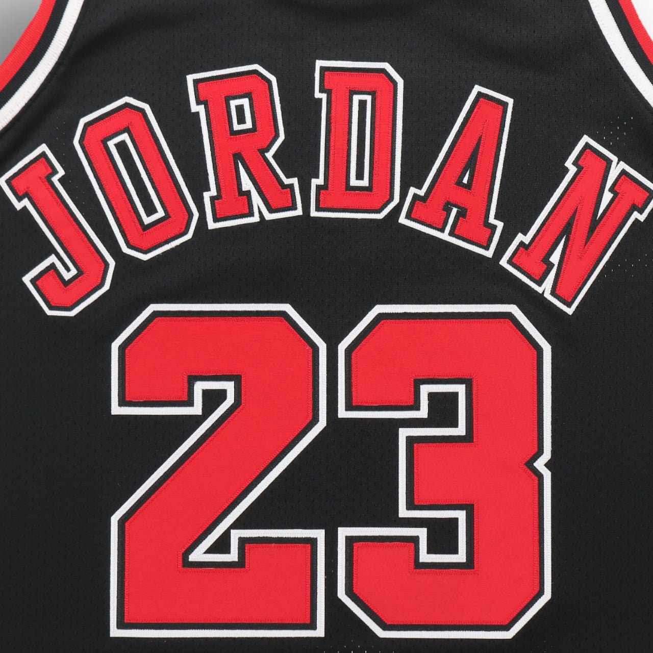 Mitchell & Ness Michael Jordan 97-98 Chicago Bulls 23 Alternate Authentic Jersey - Black - Hoop Jersey Store