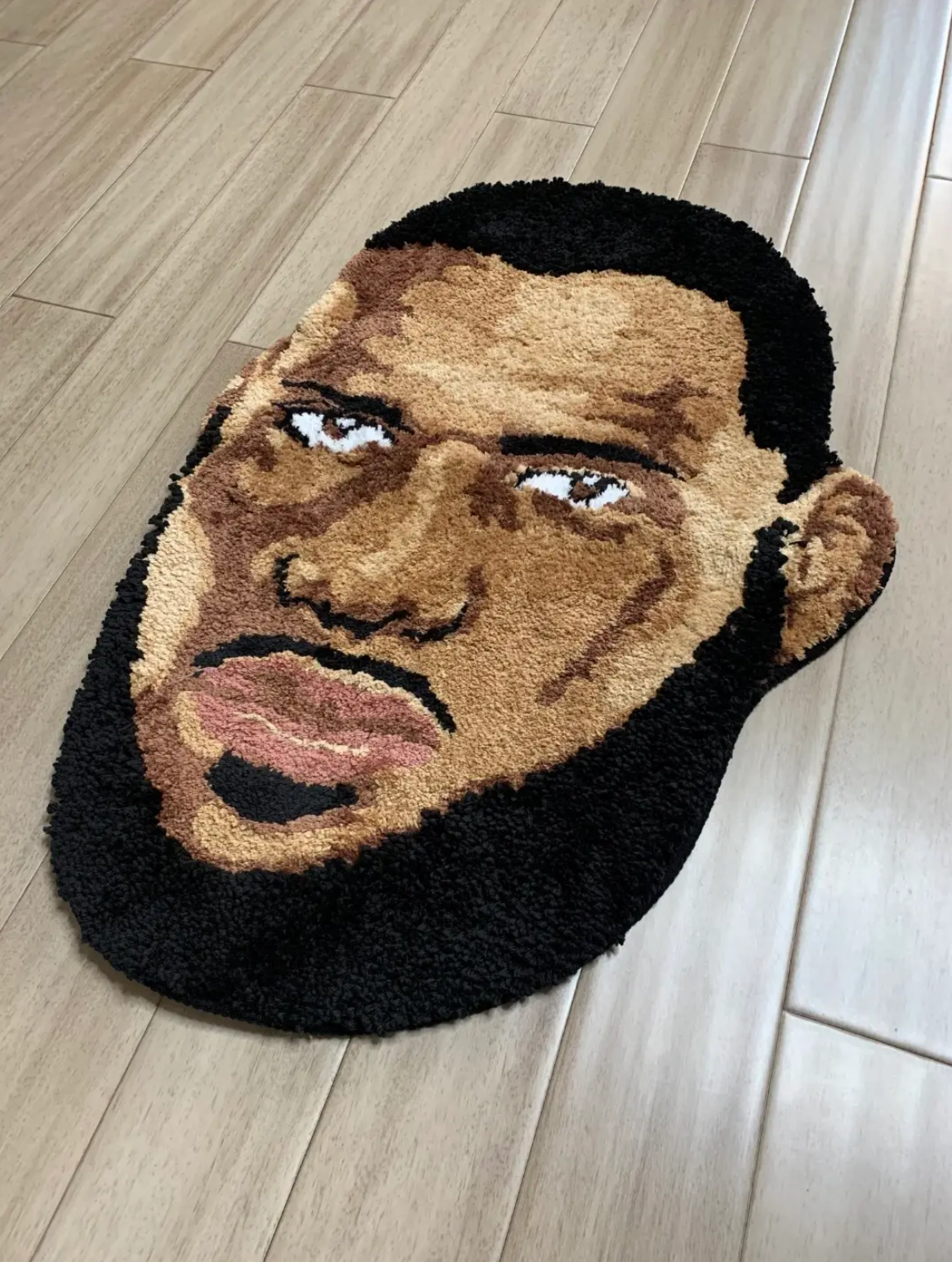 LeBron James "King's Face"  Hand-Crafted Tufting Heavy Carpet Premium (Limited to 10)