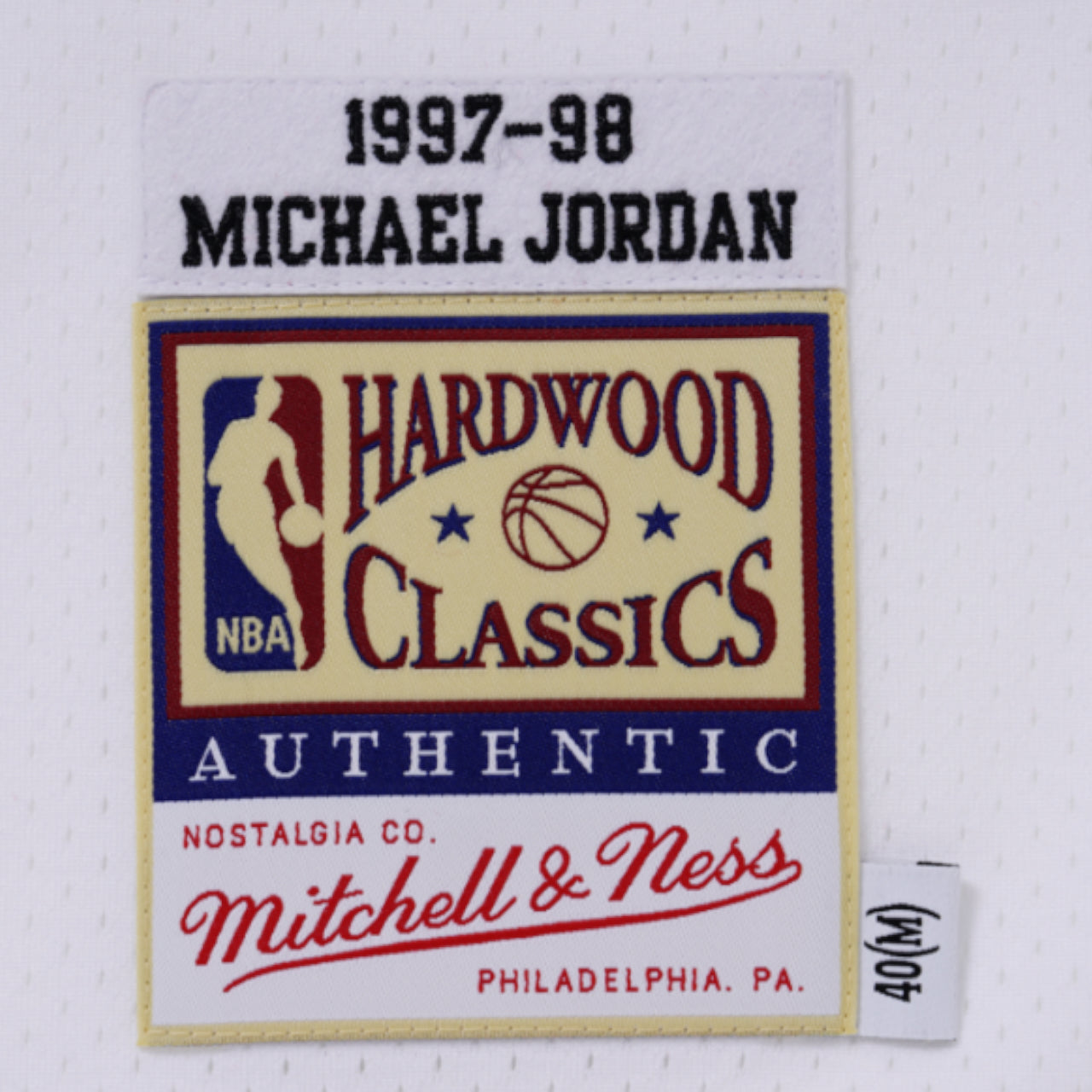 Mitchell & Ness Michael Jordan 97-98 Bulls 23 Home Authentic Jersey - White - Hoop Jersey Store