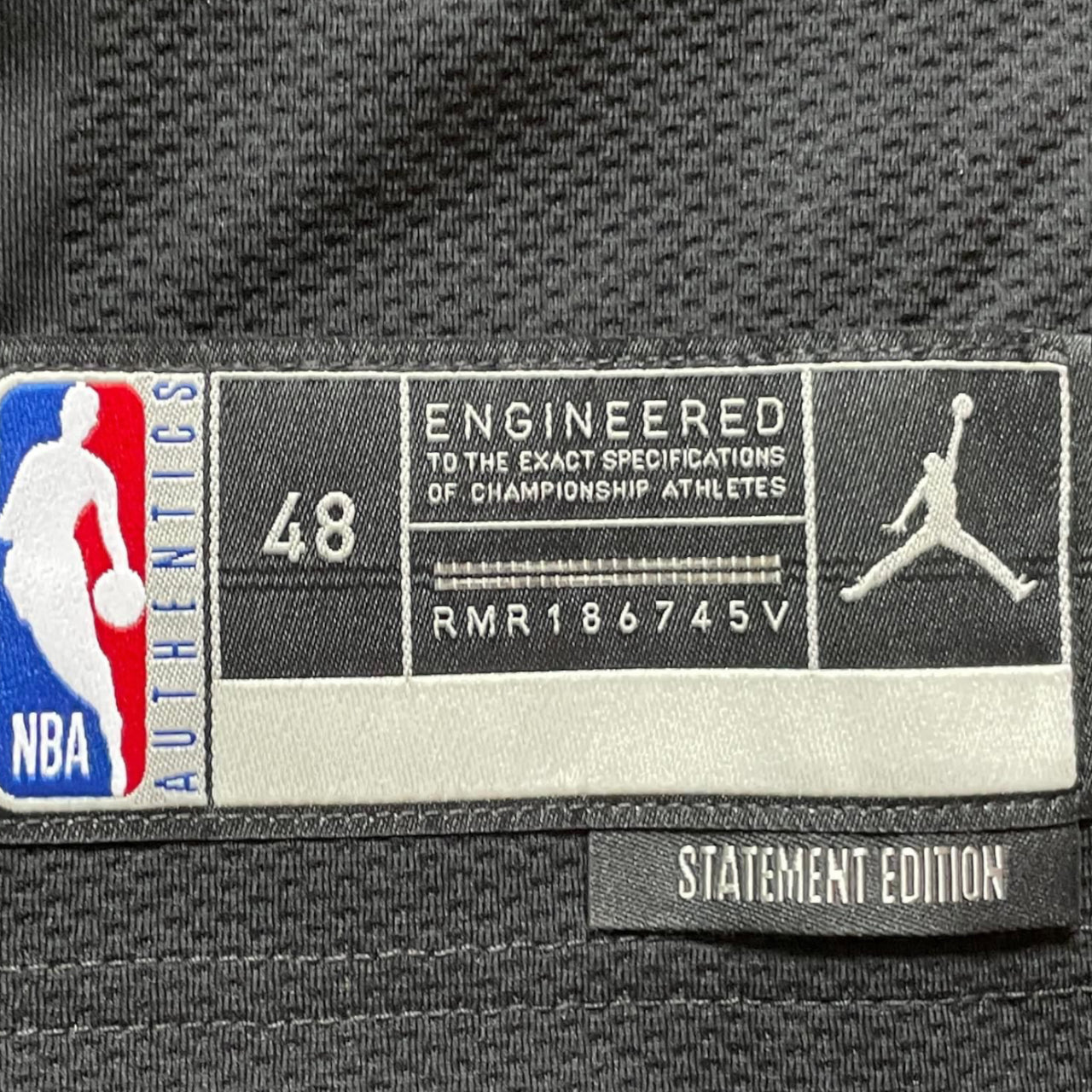 Devin Booker Phoenix Suns 2022-2024 Statement Edition Nike Authentic Jersey - Black
