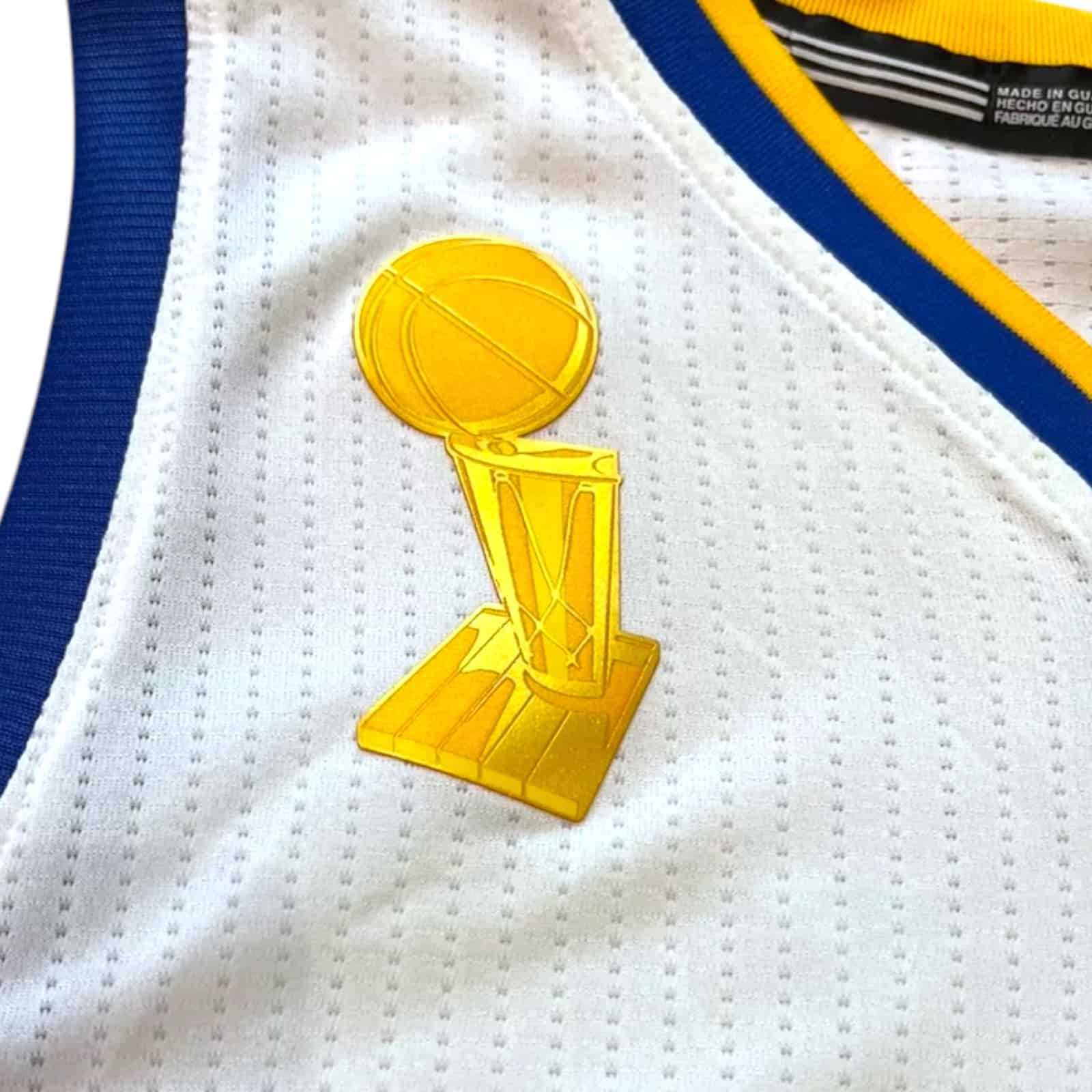 ★激レア 2015年 WARRIORS 優勝記念 ステフィン・カリー　ユニホーム Golden State Warriors Stephen Curry NBA 2015 Opening Night Trophy